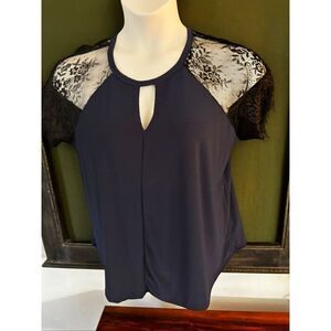 Maurice’s Blouse NWT- Size 1 (XL)